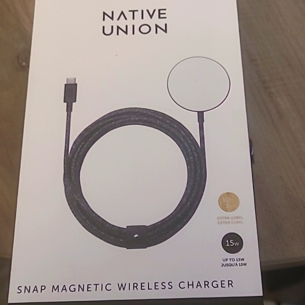 Native Union Wireless Charger